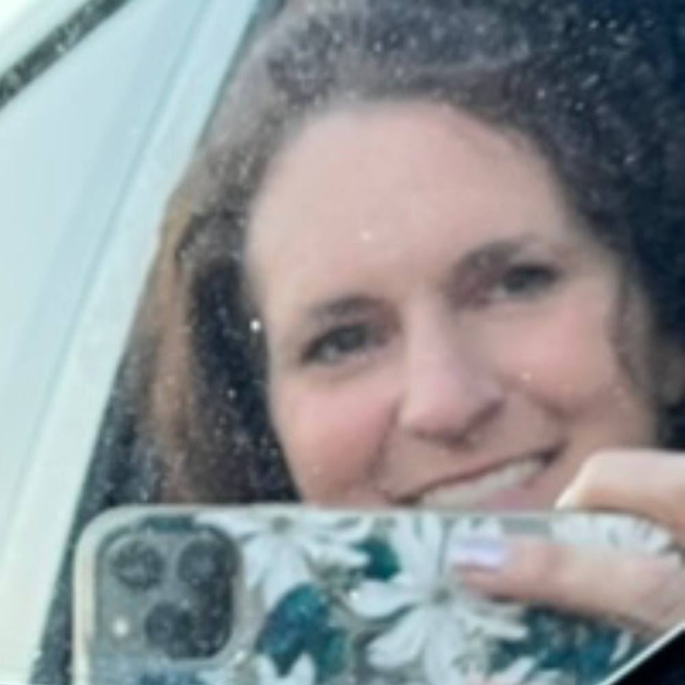 Meet your Posher, Julie
